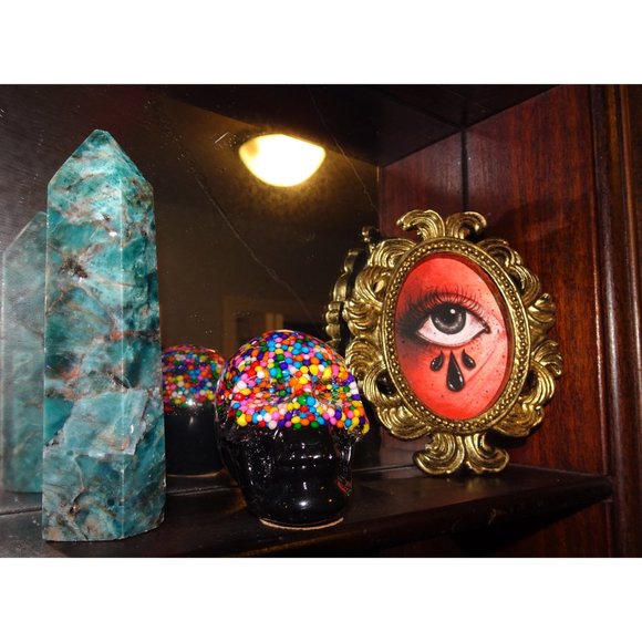 Small Rainbow Sprinkles Resin Skull oddity curiosity witchy pastel goth gothic - Picture 4 of 15